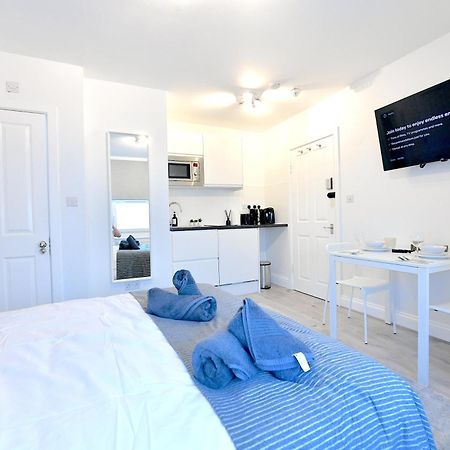 Central London Luxury Studios Fulham Close To Underground Newly Refurbished Londres Exterior foto