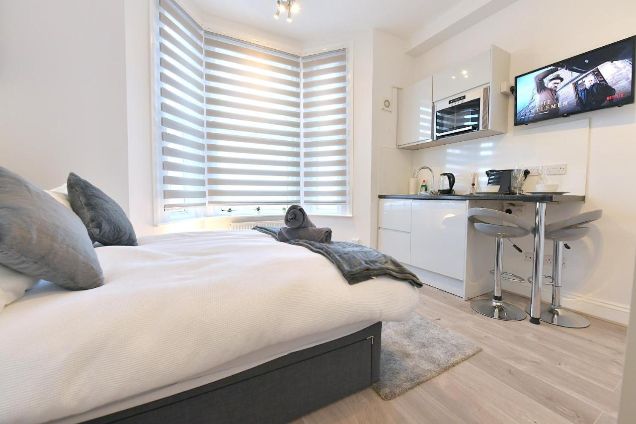 Central London Luxury Studios Fulham Close To Underground Newly Refurbished Londres Exterior foto